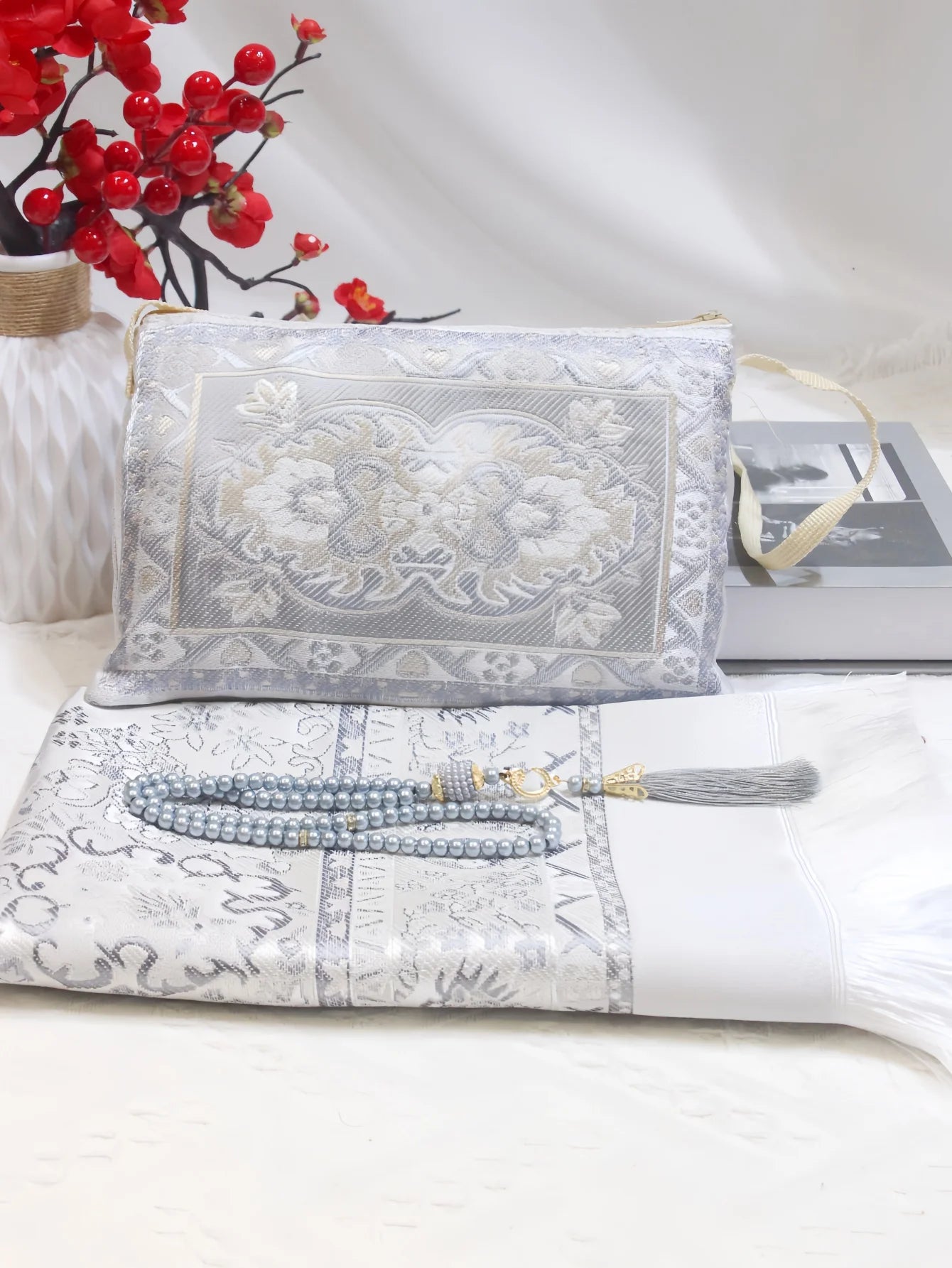 Prayer Rug With Prayer Beads with Travel Bag